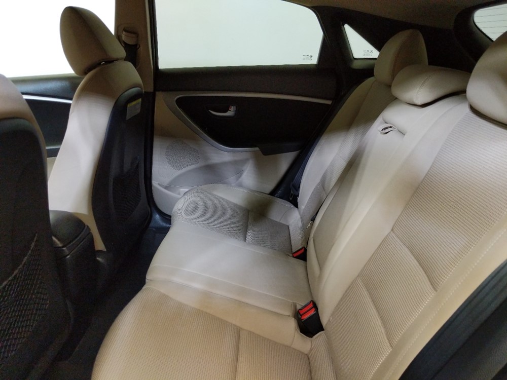 2013 Hyundai Elantra - Driver Rear Seat