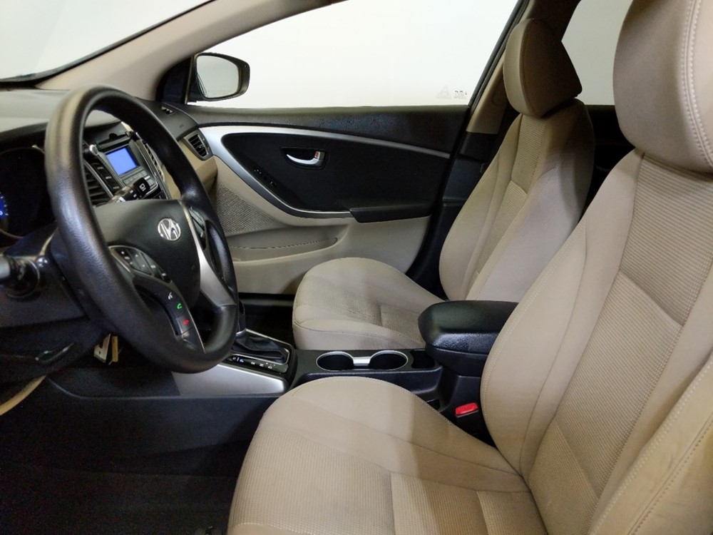 2013 Hyundai Elantra - Driver Front Seat