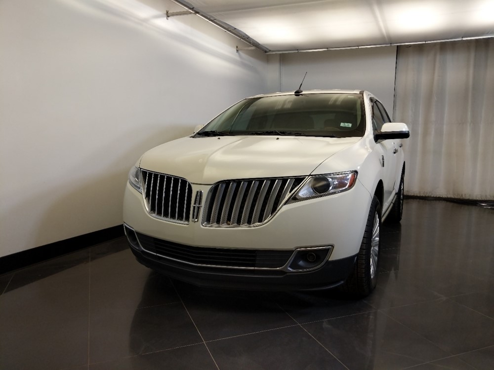 2013 Lincoln MKX - Driver Front Hood