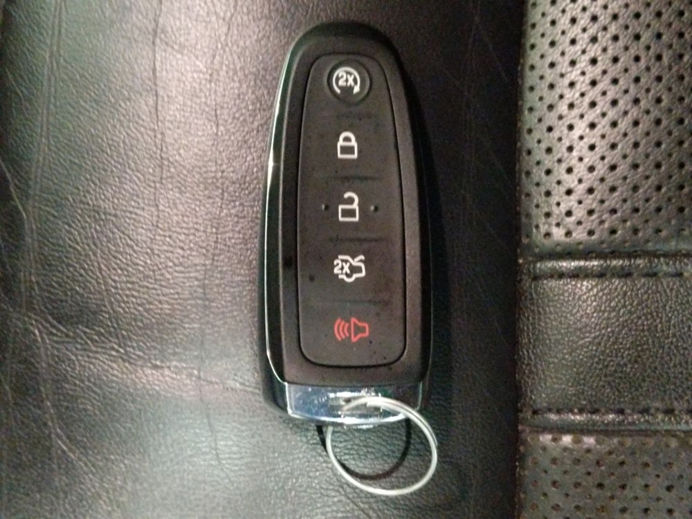 2013 Lincoln MKX - Keys