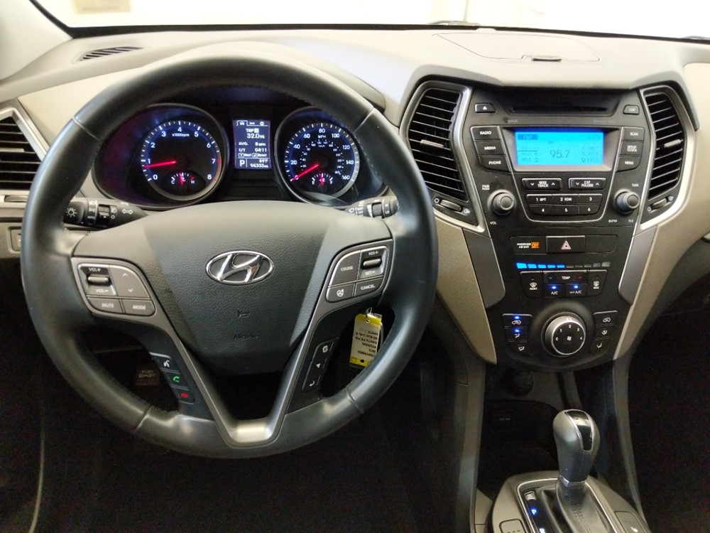 2013 Hyundai Santa Fe - Driver Dash