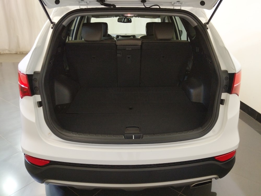 2013 Hyundai Santa Fe - Trunk