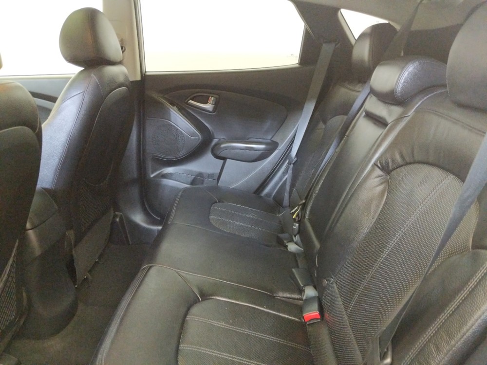 2012 Hyundai Tucson - Driver Rear Seat
