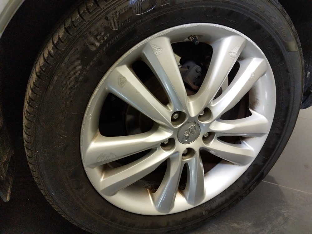 2012 Hyundai Tucson - Wheel