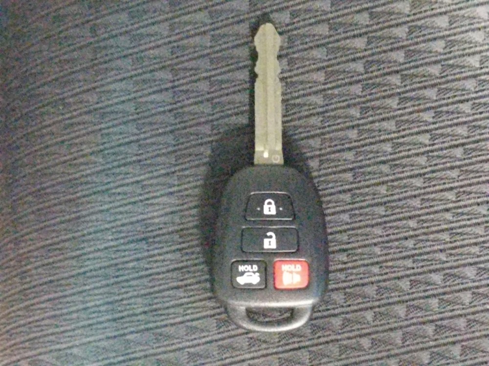 2012 Toyota Camry - Keys