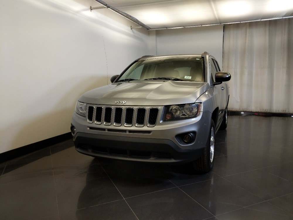 2015 Jeep Compass - Driver Front Hood