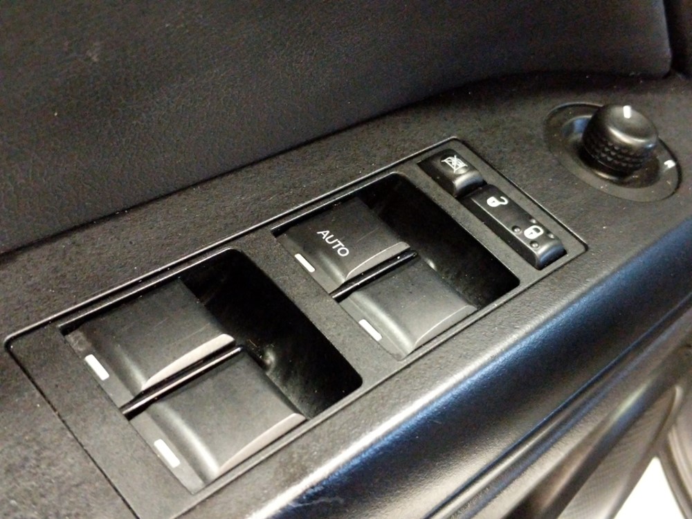2015 Jeep Compass - Driver Power Windows/Lock Control