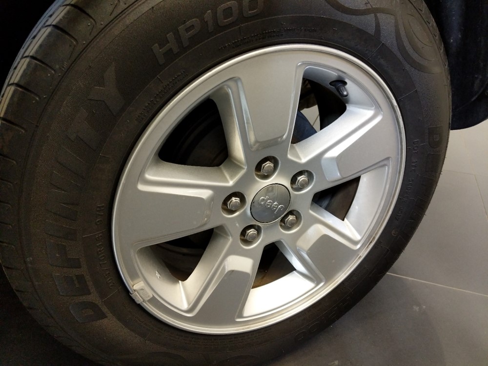 2015 Jeep Compass - Wheel