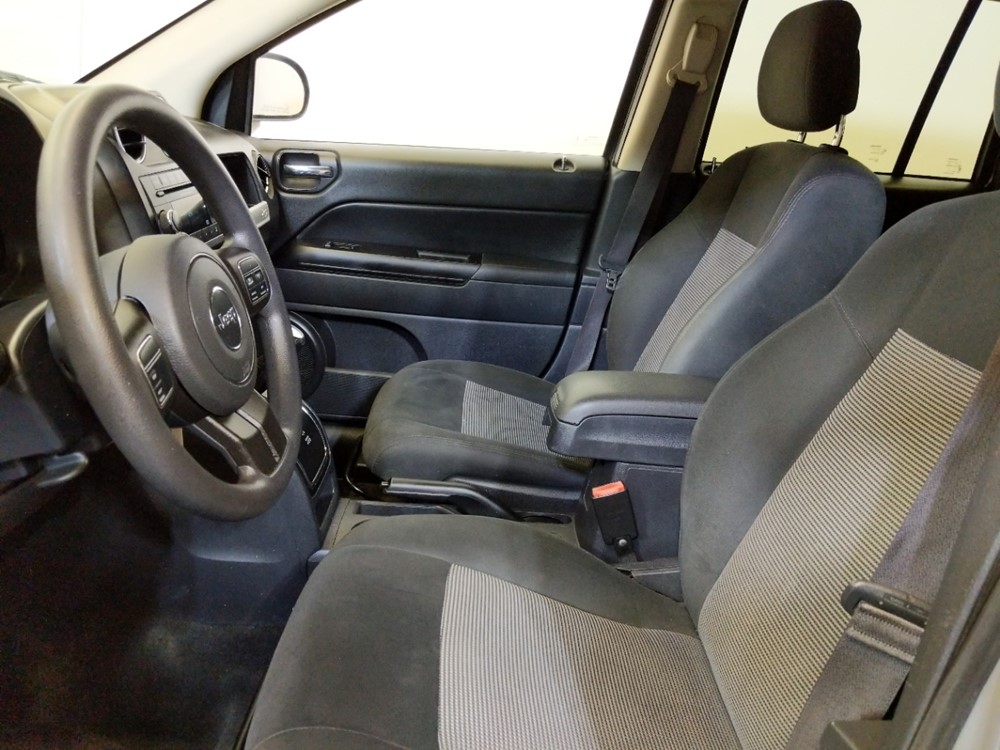 2015 Jeep Compass - Driver Front Seat