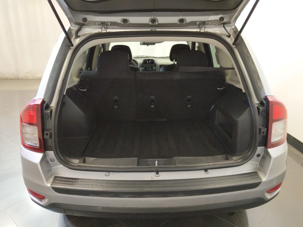 2015 Jeep Compass - Trunk