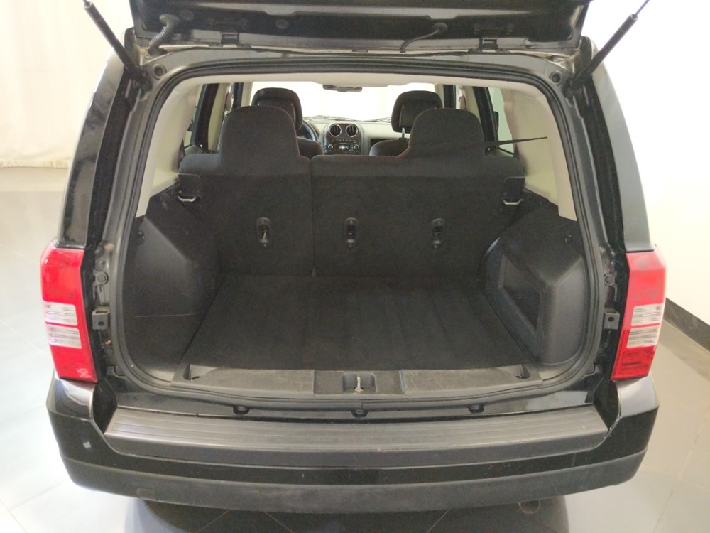 2014 Jeep Patriot - Trunk