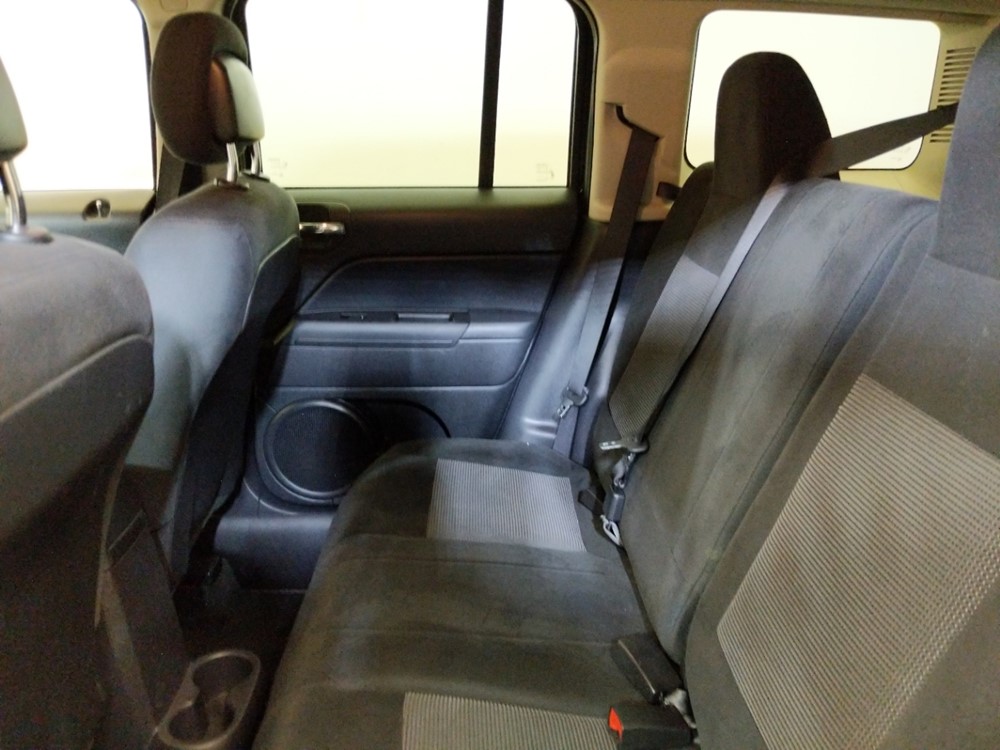 2014 Jeep Patriot - Driver Rear Seat