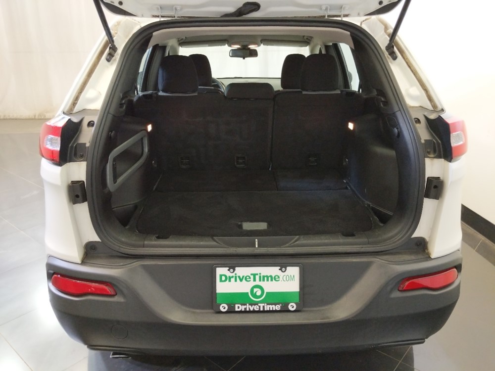 2014 Jeep Cherokee - Trunk