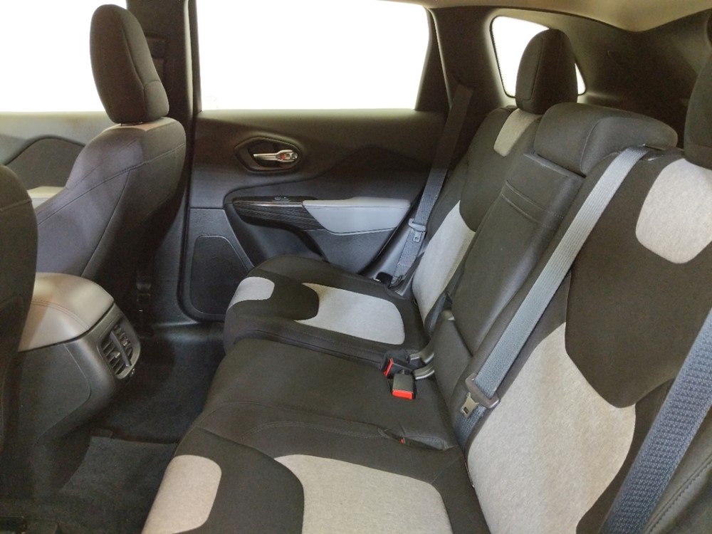 2014 Jeep Cherokee - Driver Rear Seat