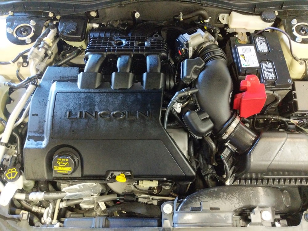 2011 Lincoln MKZ - Engine