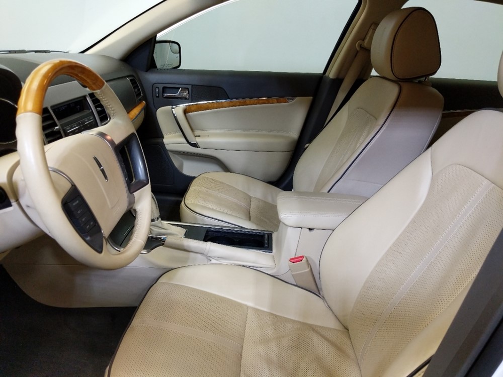 2011 Lincoln MKZ - Driver Front Seat