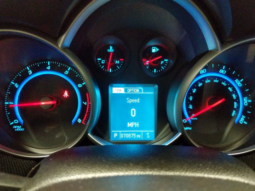 2016 Chevrolet Cruze - Odometer Close Up