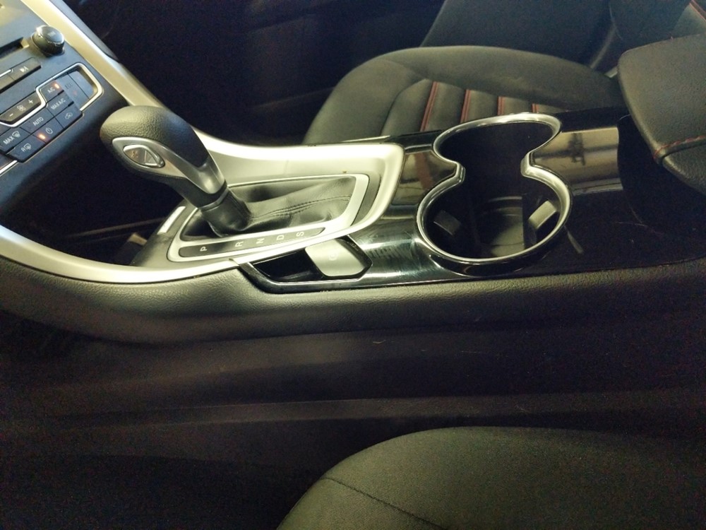 2016 Ford Fusion - Center Console/Cup Holders