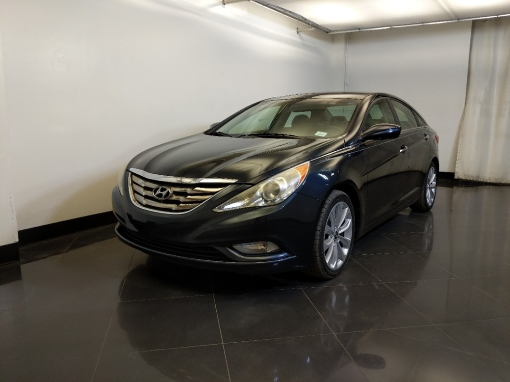 2011 Hyundai Sonata - Driver Front Bumper