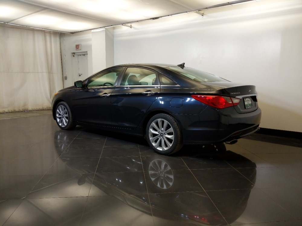 2011 Hyundai Sonata - Driver Rear Side