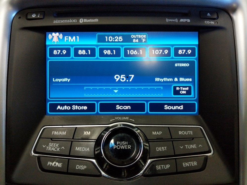 2011 Hyundai Sonata - Stereo Package