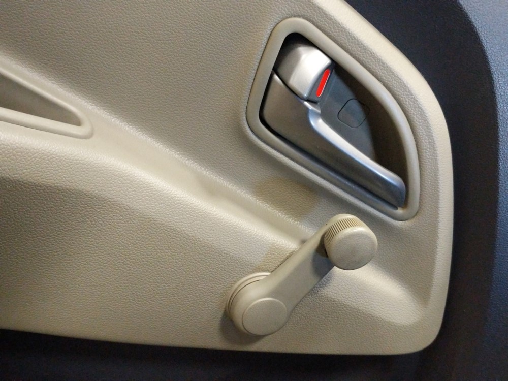 2015 Kia Rio - Driver Power Windows/Lock Control