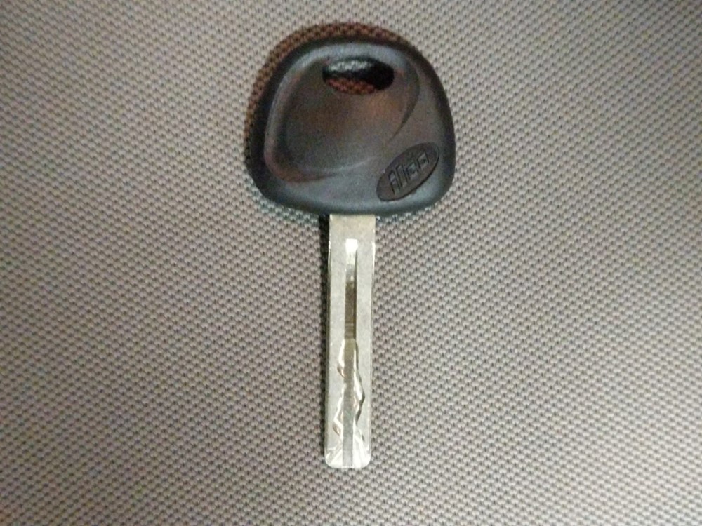 2015 Kia Rio - Keys
