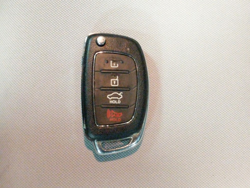 2017 Hyundai Sonata - Keys