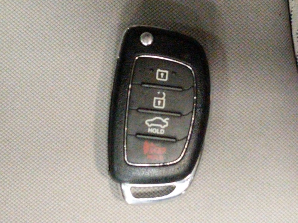 2017 Hyundai Sonata - Keys