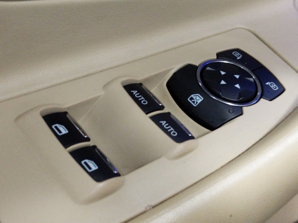 2013 Ford Taurus - Driver Power Windows/Lock Control