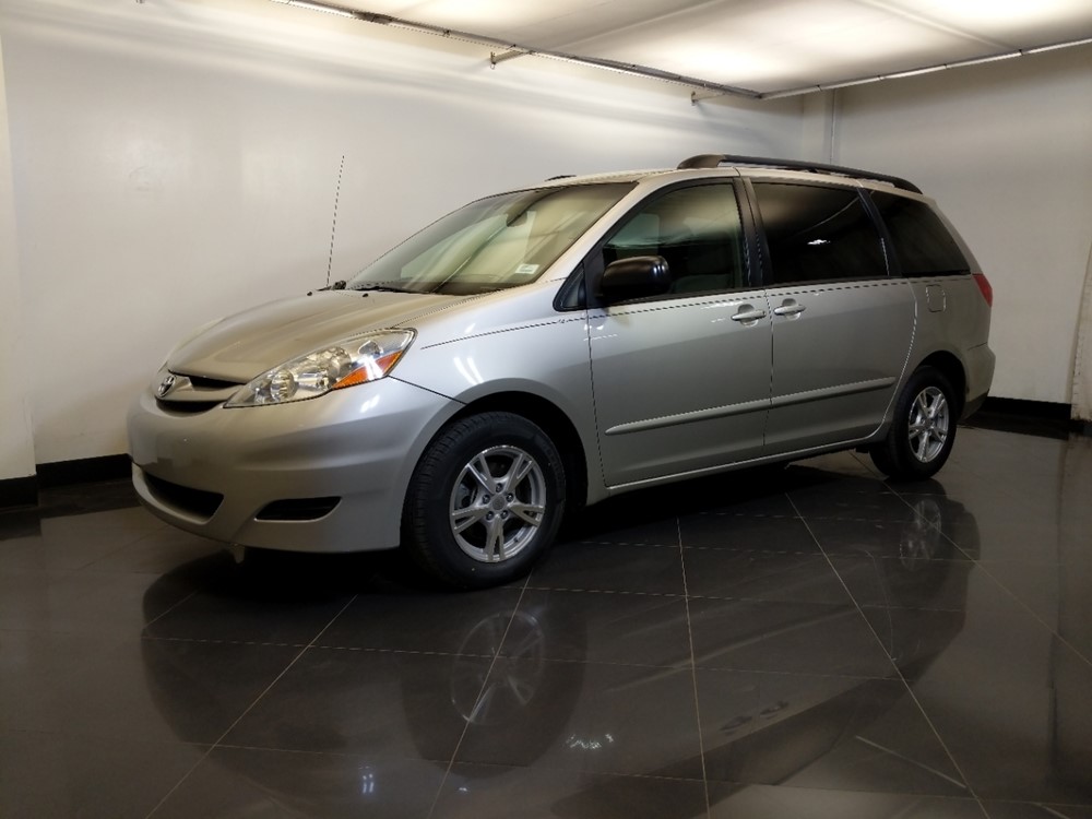 2009 Toyota Sienna - Driver Front Side