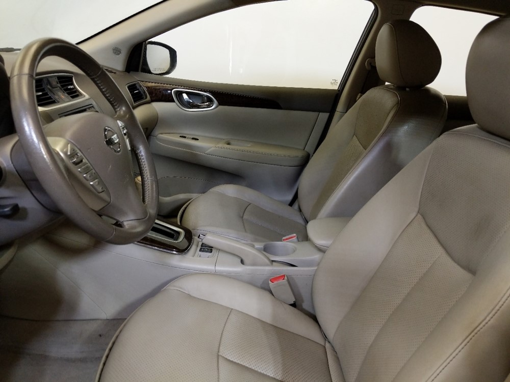 2014 Nissan Sentra - Driver Front Seat