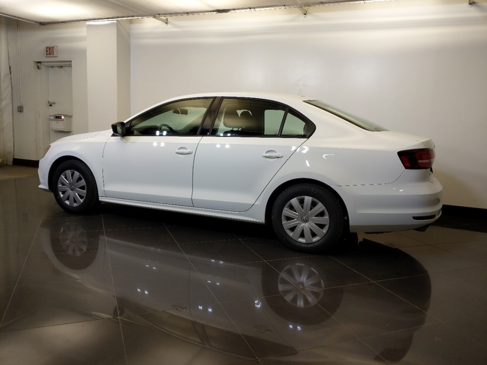 2016 Volkswagen Jetta - Driver Rear Side