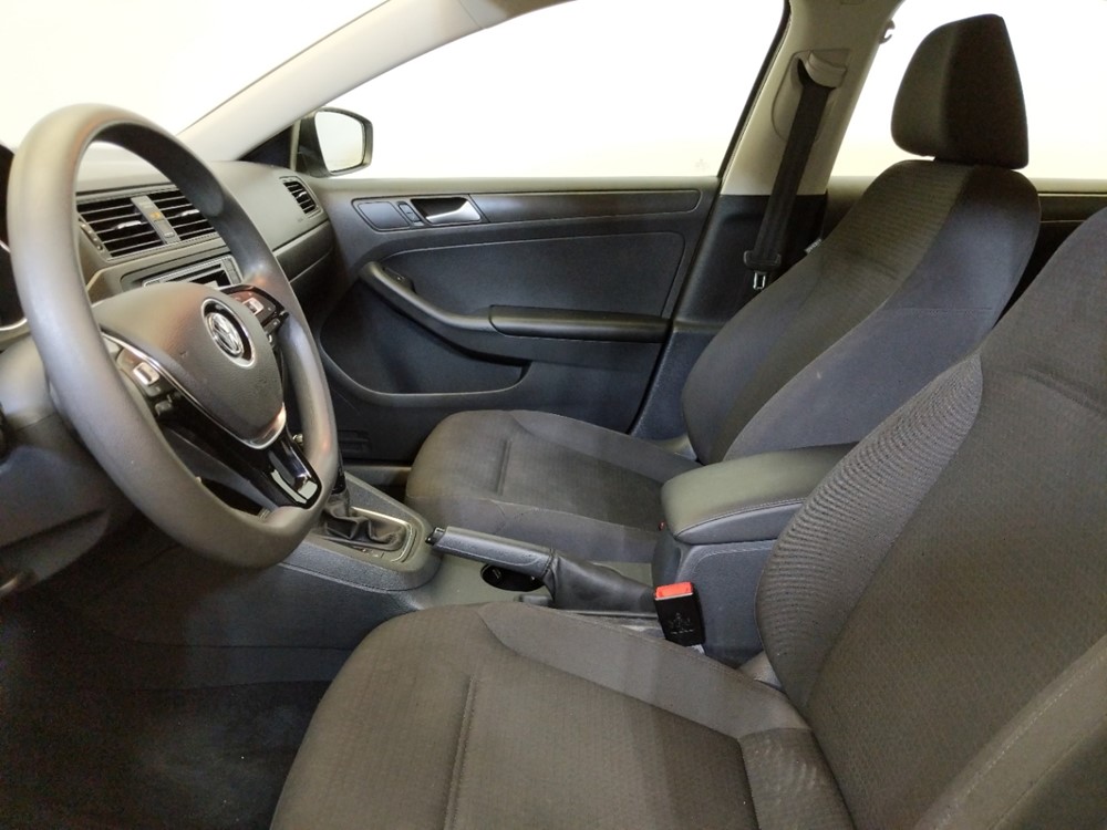 2016 Volkswagen Jetta - Driver Front Seat