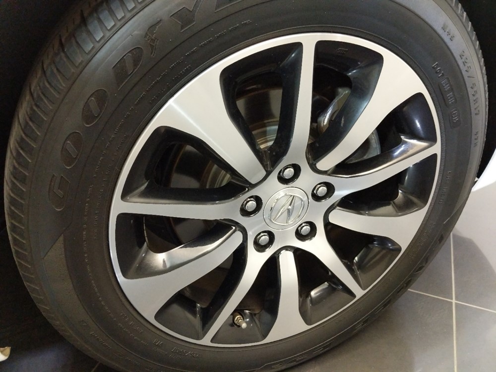 2016 Acura TLX - Wheel
