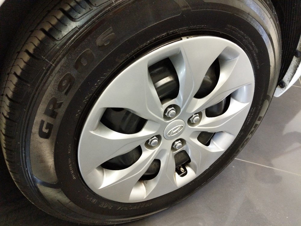 2017 Hyundai Accent - Wheel