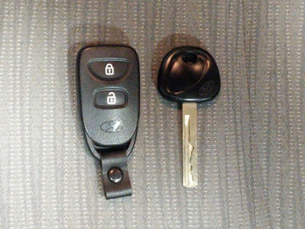 2017 Hyundai Accent - Keys