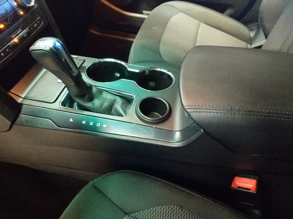 2016 Ford Explorer - Center Console/Cup Holders