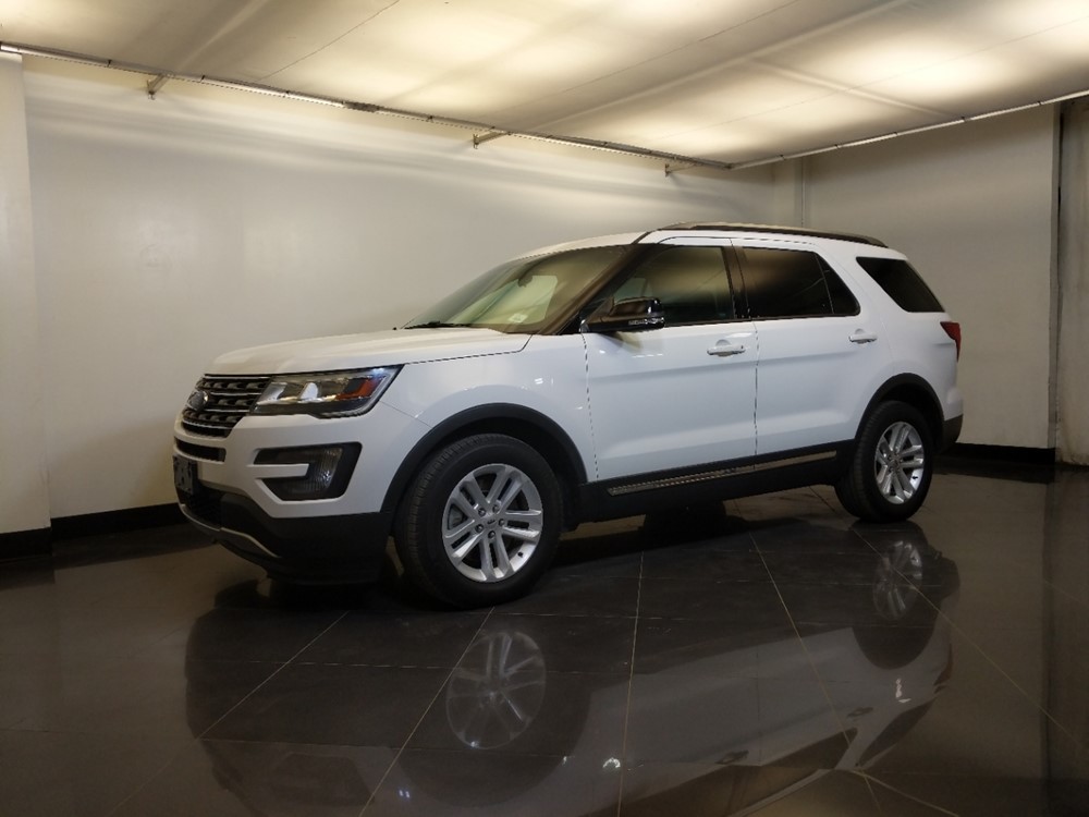 2016 Ford Explorer - Driver Front Side