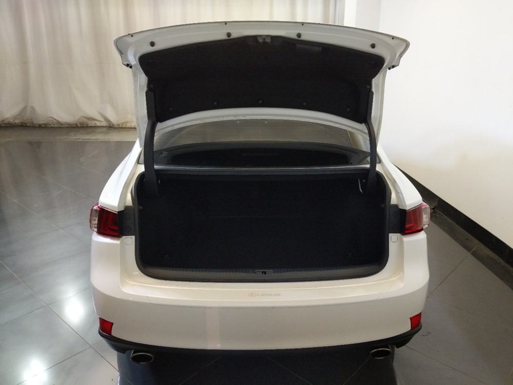 2015 Lexus IS 250 - Trunk