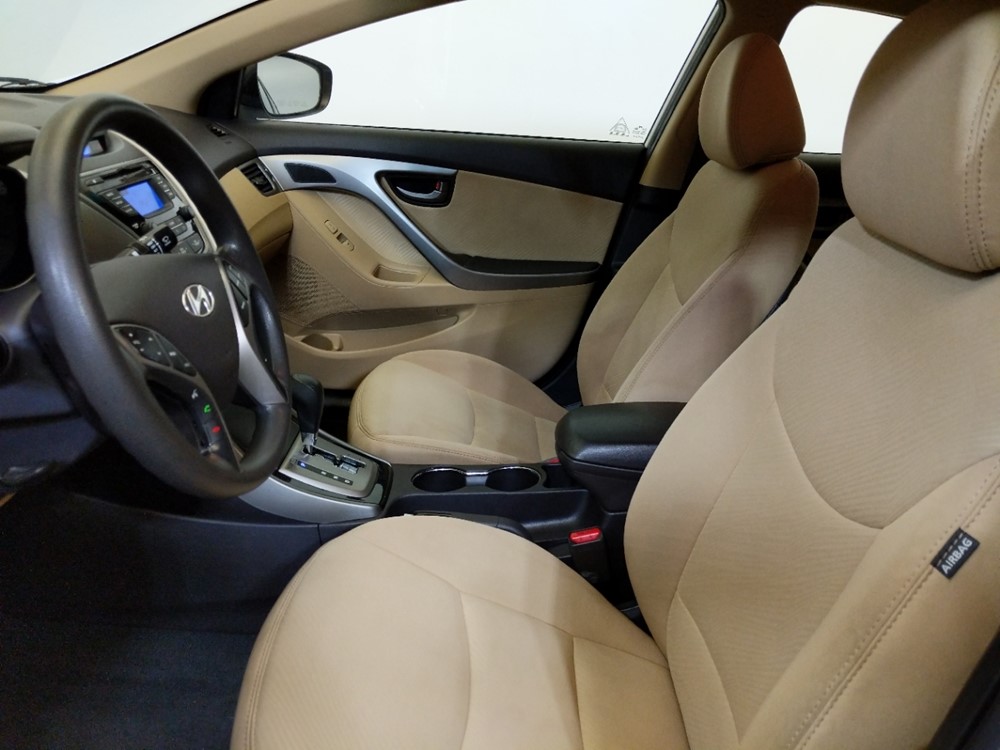 2013 Hyundai Elantra - Driver Front Seat
