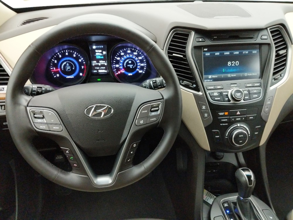 2013 Hyundai Santa Fe - Driver Dash
