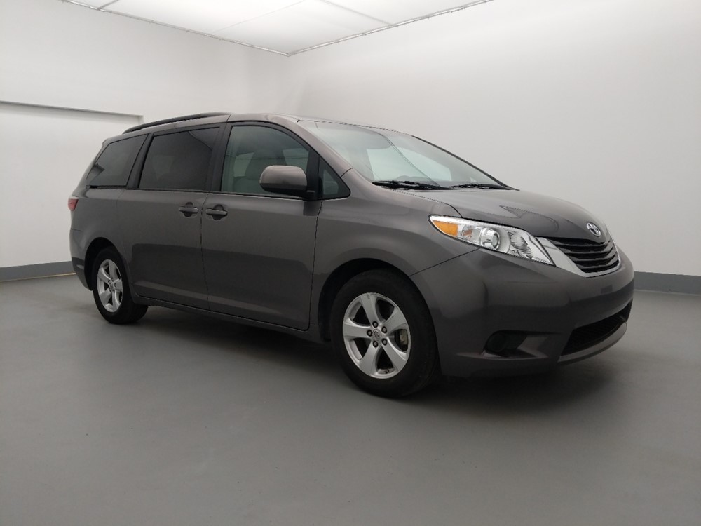 2017 Toyota Sienna - Passenger Front Side