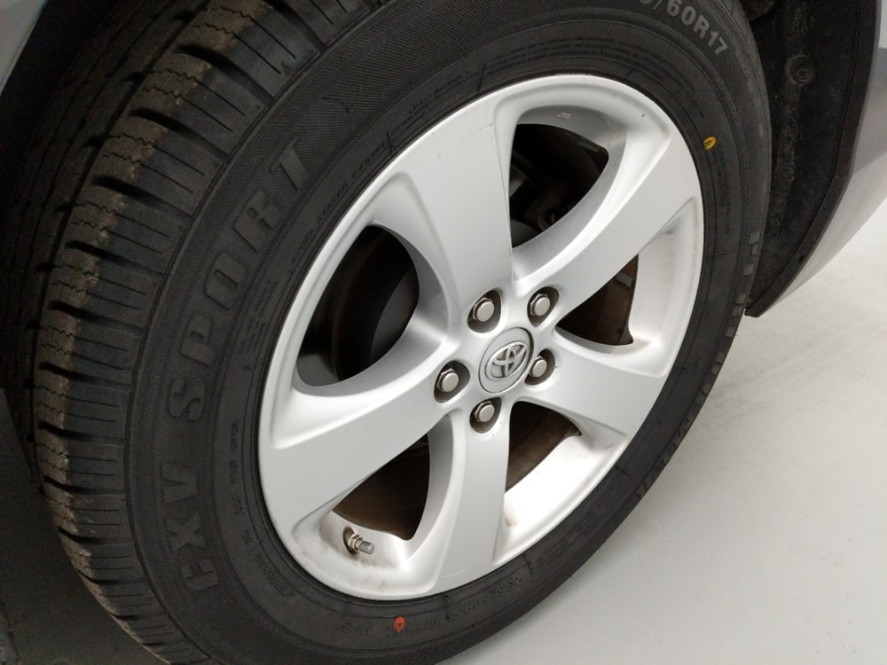 2017 Toyota Sienna - Wheel