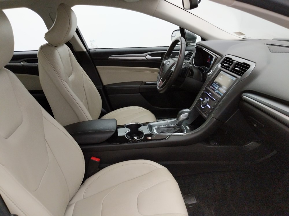 2016 Ford Fusion - Passenger Front Seat
