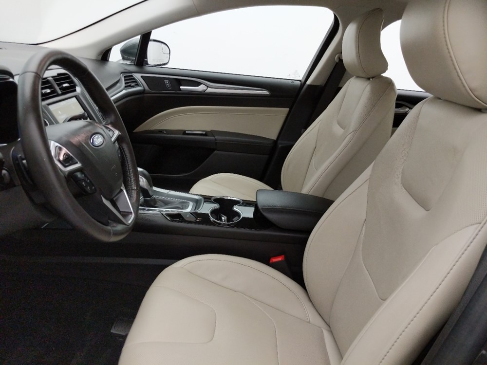 2016 Ford Fusion - Driver Front Seat