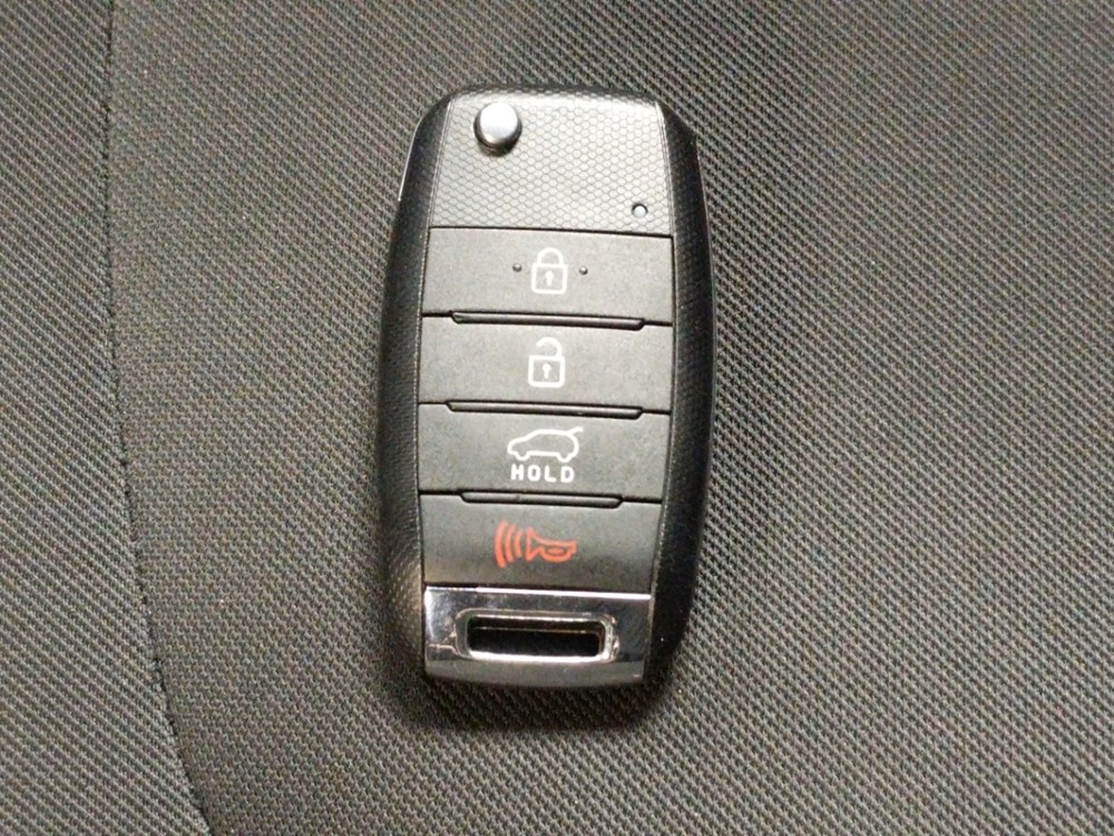 2014 Kia Soul - Keys