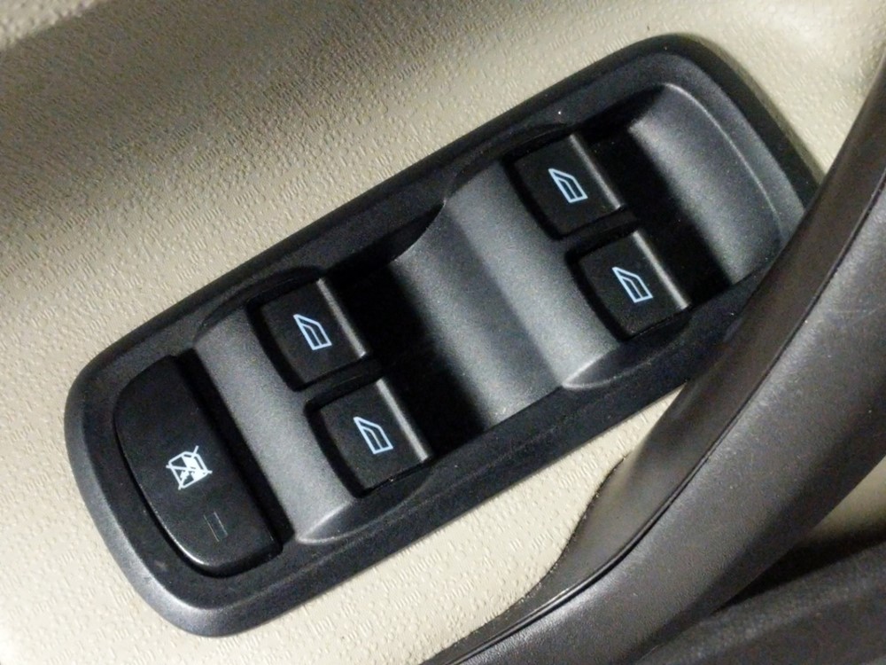 2017 Ford Fiesta - Driver Power Windows/Lock Control