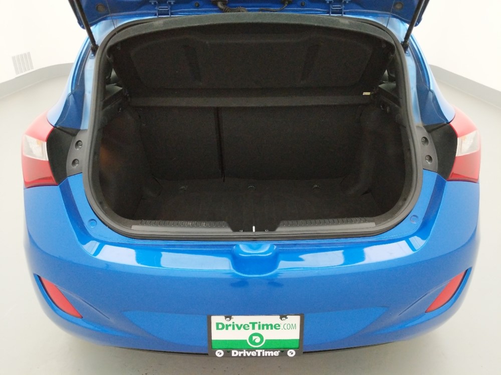 2017 Hyundai Elantra - Trunk
