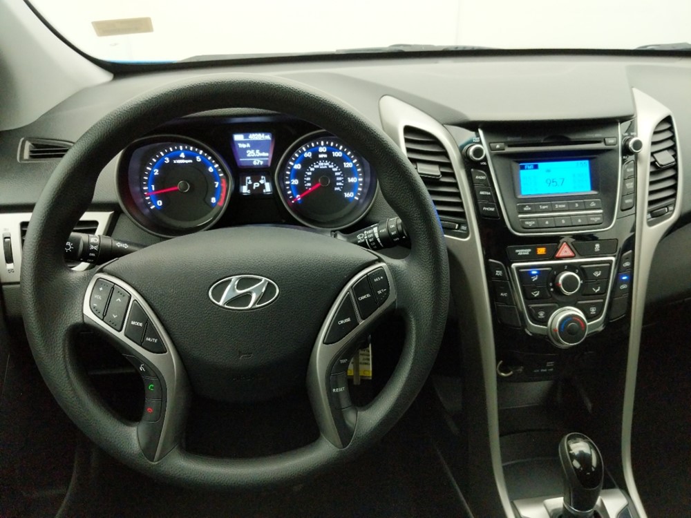 2017 Hyundai Elantra - Driver Dash